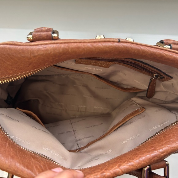 🔥🔥🔥GORGEOUS MICHAEL KORS VINTAGE Camel Colored Pebbled Leather Handbag!🤩🤩🤩 - Picture 11 of 13